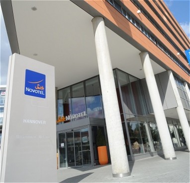 Suites Novotel Hannover: Widok z zewnątrz