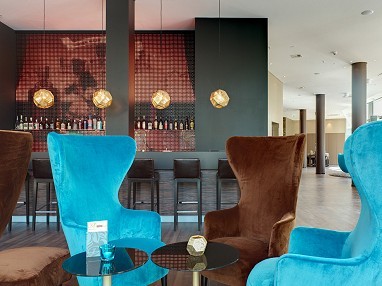 Motel One Köln-Waidmarkt: Bar/salotto