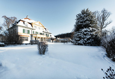 Bio-Hotel Schlossgut Oberambach: Vista externa