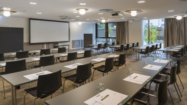 MAXX by Steigenberger Vienna: Meeting Room