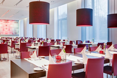 IntercityHotel Hamburg Dammtor-Messe: 餐厅