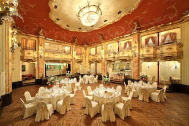 Grand Hotel Bohemia: Sala de reuniões