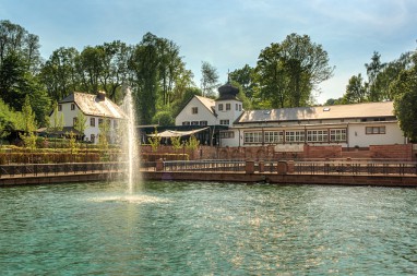 Romantik Hotel Landschloss Fasanerie: 外景视图