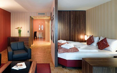 Living Hotel an der Oper: Room