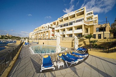 Marina Hotel Corinthia Beach Resort: Piscine