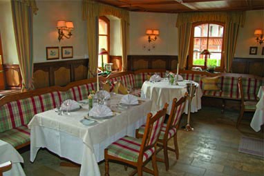 Romantik Hotel & Restaurant Hirsch: Restauracja