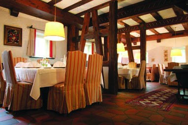Romantik Hotel Johanniter-Kreuz: Restoran