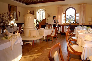 Romantik Hotel Post Weisses Rössl: Restoran
