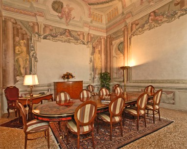 Villa Giustinian: Sala de conferencia