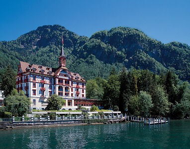 Hotel Vitznauerhof: Vista externa
