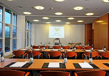 Hotel Vitznauerhof: 会議室