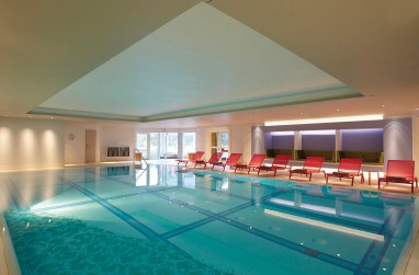 AALERNHÜS hotel & spa: 泳池