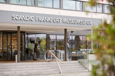 Scandic Frankfurt Museumsufer: Vista esterna