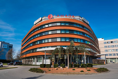 Hotel Ramada Graz: 外景视图