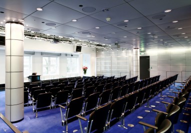 Six Convention Point: Sala de reuniões