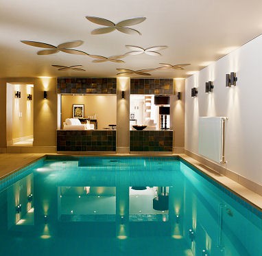 Hotel-Restaurant Taufstein: 泳池