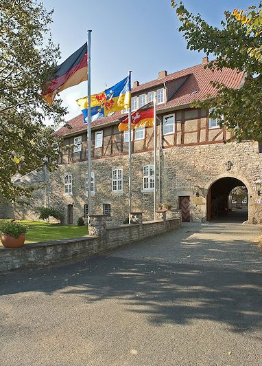 Burg Warberg: Vista externa