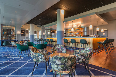 Radisson Blu Hotel Amsterdam Airport: Bar/salotto