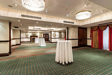 The Royal Horseguards Hotel: конференц-зал