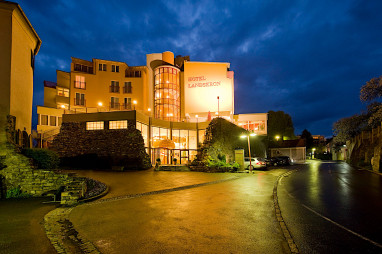 Hotel Landskron: Vista exterior