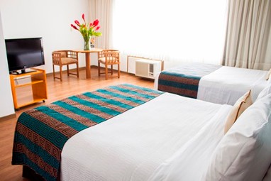 Sonesta Posadas del Inca Miraflores: Chambre