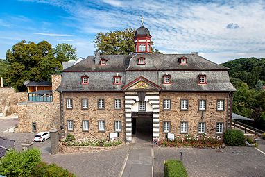 Schloss Burgbrohl : Vista esterna