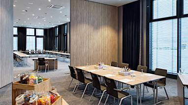 Holiday Inn Frankfurt Airport: Sala de conferências