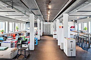 Design Offices Frankfurt Barckhausstraße : Sala de reuniões