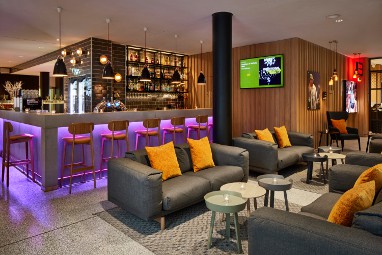 Hard Rock Hotel Davos: Bar/salotto