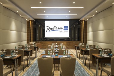 Radisson Blu Hotel Ajman: 회의실