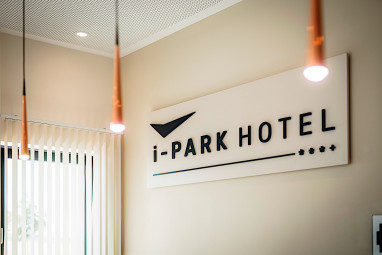 i-PARK Hotel: 홍보