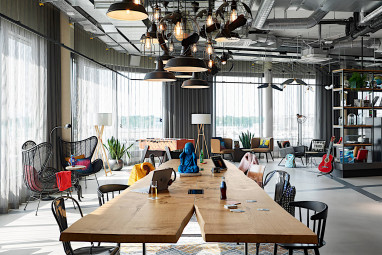 Moxy Hotel Cologne Bonn Airport: Restaurante