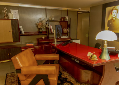 MUZE Hotel Düsseldorf – Handwritten Collection: Lobby