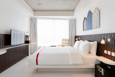 Ruby Zoe Hotel: Quarto