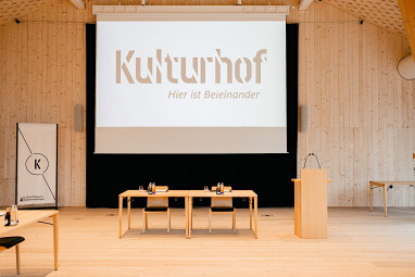 Kulturhof Stanggass: Sala de conferências