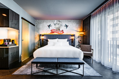 NYX Hotel Hamburg: Quarto