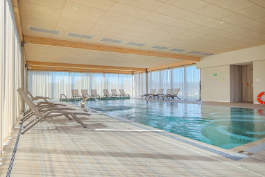 Hotel GLAR Conference & SPA: 泳池