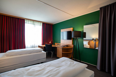 SleepBeeOne Airporthotel: Quarto