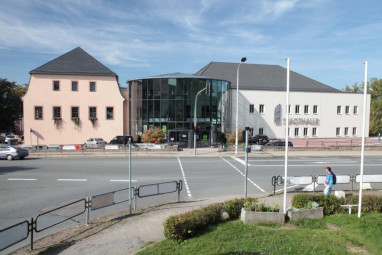 Stadthalle Limbach-Oberfrohna: Widok z zewnątrz