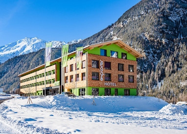 Explorer Hotel Stubaital: Vista esterna