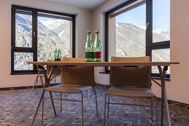 Explorer Hotel Stubaital: 会議室