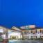 Days Inn & Suites by Wyndham Gresham