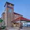 La Quinta Inn & Suites by Wyndham Dallas Grand Prairie South