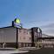 Days Inn & Suites by Wyndham Warman